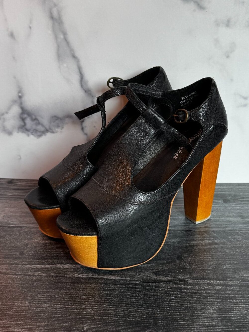 Jeffrey Campbell Litas